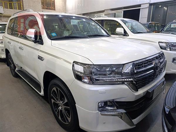 Toyota for sale in Iraq